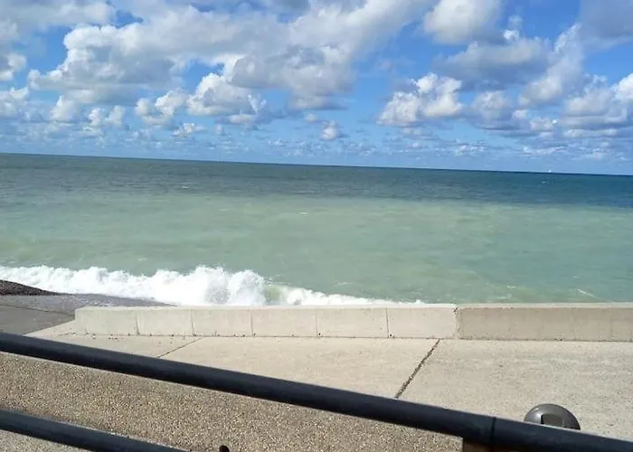 Vue A Dieppe, Les Pieds Dans L'eau Apartment *