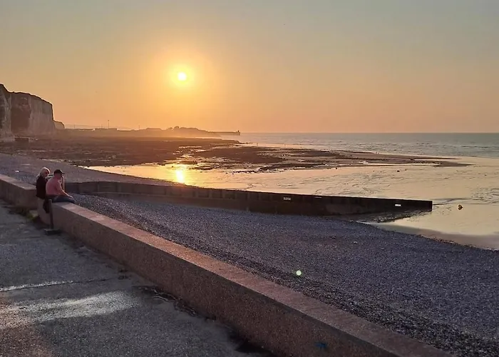 Vue mer unique à Dieppe, les pieds dans l'eau Appartamento